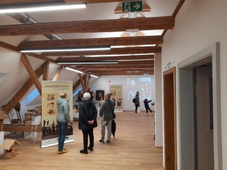 2994b917-8a47-4de5-a633-4f5c925df0bf