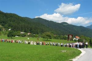 Cerkev Marije vnebovzete na Rosuljah